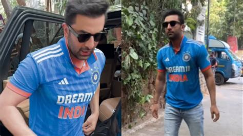 Ranbir Kapoor Was Seen Supporting The Indian Cricket Team Actor Gave A