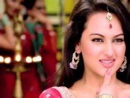 Naked Sonakshi Sinha In Rowdy Rathore