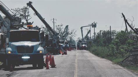 Restablece Cfe Al El Servicio El Ctrico Afectado Por El Hurac N Roslyn