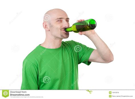 Cerveja Bebendo Do Homem Foto De Stock Imagem De Relaxa