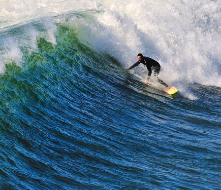 Pacific Beach Surfing Near Crystal Pier - San Diego Travel Blog