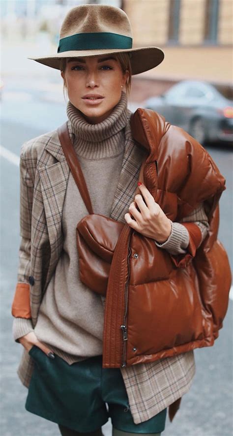 Trendy Winter Outfits 2021 Thatre Cozy And Stylish Winter Street Fashion