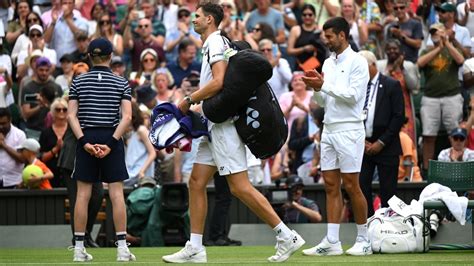 Wimbledon Djokovic Vola Ai Quarti Di Finale Le Immagini