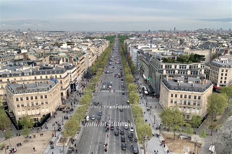 Une femme retrouvée morte à son domicile parisien près de l Arc de Triomphe