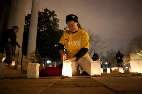 Candlelight Vigil Illuminates 16th Street Nw The Washington Post