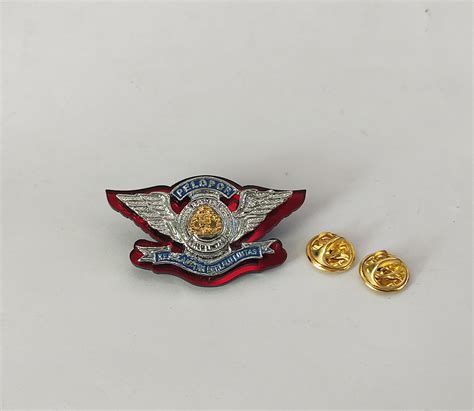 Pin Polisi Macam Macam Pin Polri Lazada Indonesia