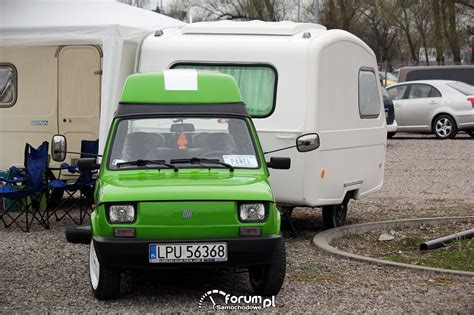 Maluch Fiat 126P z przyczepą kempingową zdjęcie Moto Session 2019