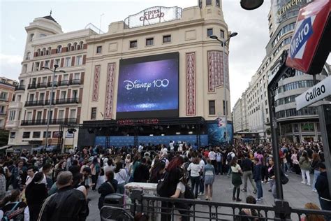 Disney España on Twitter Los primeros invitados ya están en la