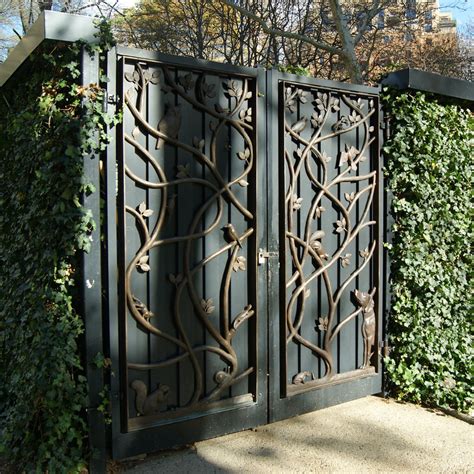 Gardener's Cottage Gates - Association for Public Art