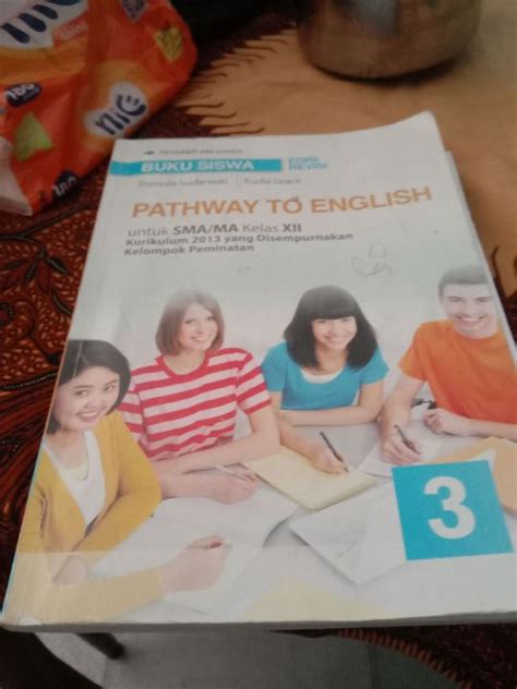 Buku Siswa Pathway To English SMA Kelas XII Revisi Lazada Indonesia