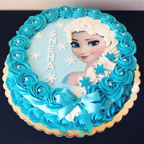 Frozen Chantilly Elsa Cake By Na Furtado Cake Designer Frozen Themed