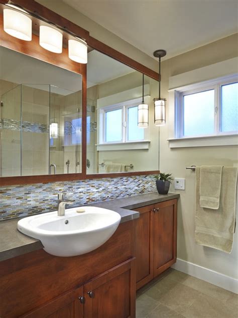 Craftsman Style Bathroom | Houzz