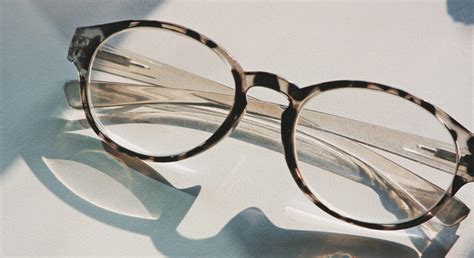 Best Glasses Frames for Round Faces: A Complete Guide - Heartland Optical