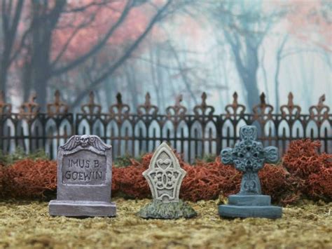 Tombstone Set 22 Miniature Halloween Village Graveyard Cemetery For