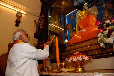 Bodh Gaya Pm Modi At Mahabodhi Temple