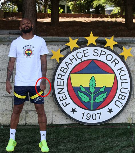 Lgin Anlar Fenerbah Eli Futbolcu Joao Pedro Yu Bas N Toplant S Nda