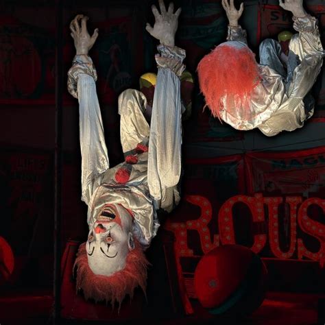 Ceiling Dweller Clown : Poison Props Animatronic Prop