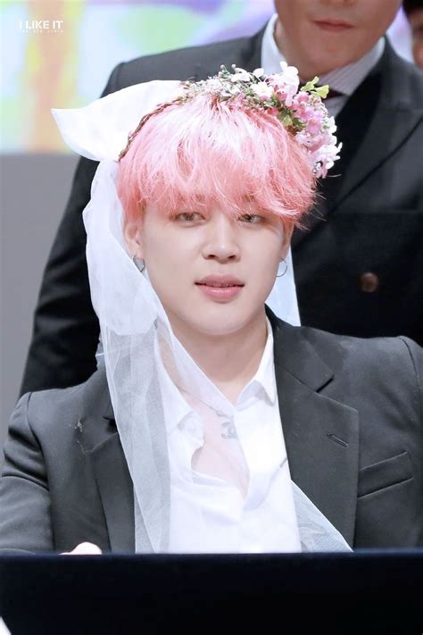 Pin By Jiminluv On Jimin 2019 Park Jimin Bts Jimin Funny Jimin