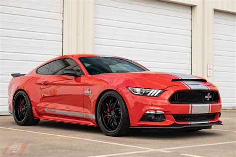 Ford Mustang Shelby Super Snake