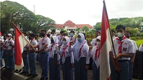 Peringati Hari Lahir Pancasila Ribuan Pelajar Tingkat Sma Kelilingi