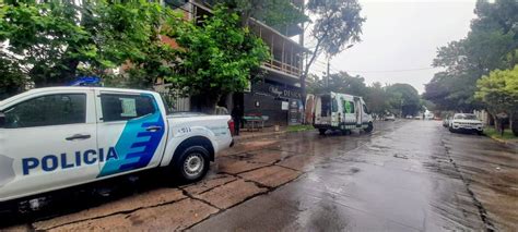 Trabajaba En Un Tercer Piso Perdi El Equilibrio Y Cay A La Calle