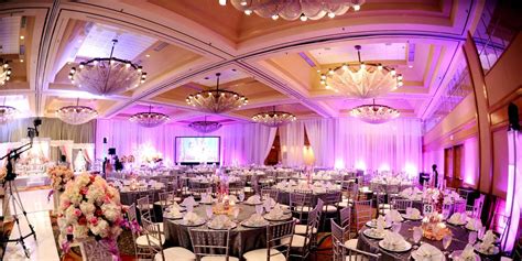 Crowne Plaza Atlanta Perimeter at Ravinia Weddings