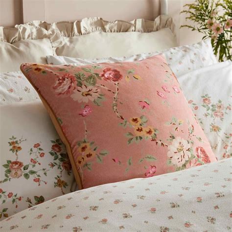 Laura Ashley Mountney Garden Duvet Cover And Pillowcase Set