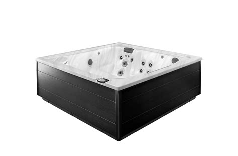 J Lxl® Designer Hot Tub With Open Seating Jacuzzi® Tub Luxury Hot Tubs Hot Tub