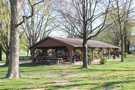 Area Parks Purcell Features Wide Open Spaces And Beautiful Scenery In