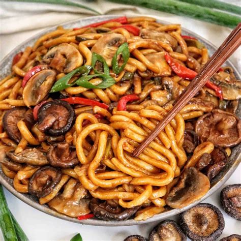 Teriyaki Mushroom Udon Noodle Stir Fry Artofit