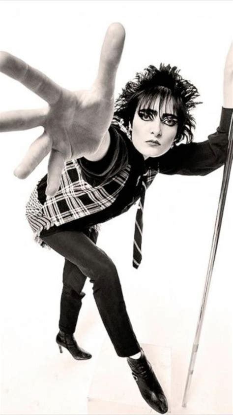 Style Icon Siouxsie Sioux Heres A Look At Some Of Our Favorite