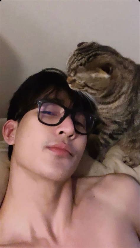 Earth Pirapat Gmmtv Actors Cute Gay Couples Boyfriend Pictures