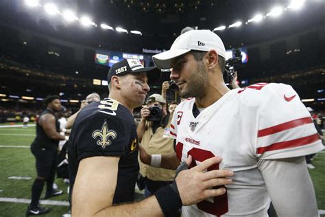 健闘を称え合う49ersのqbガロッポロ（右）とセインツのqbブリーズ（ap） ― スポニチ Sponichi Annex スポーツ