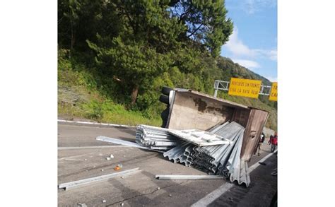 Choque En Autopista Acatzingo Ciudad Mendoza Deja Muertos Y Heridos