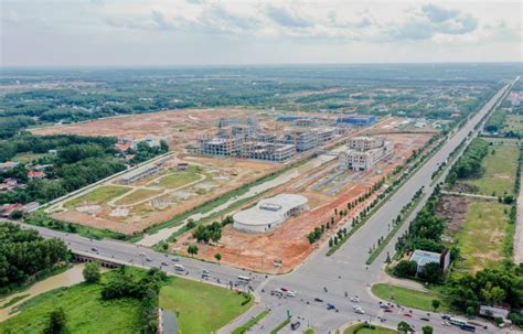 tien  thi cong truong dai hoc viet duc tai binh duong