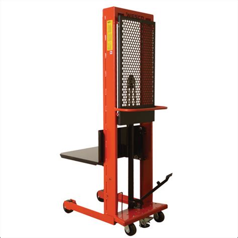 Easy To Operate Platform Hydraulics Stacker At Best Price In Ahmedabad