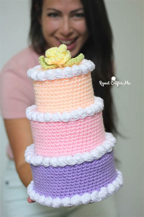 Crochet Birthday Cake Repeat Crafter Me