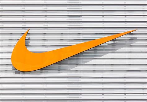 #BrandVolution: the meaning and evolution of the Nike logo | Pixartprinting