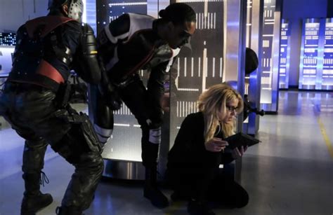 Arrow Photos From Reversal Tv Fanatic