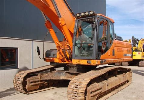 Doosan Dx380lc For Sale Crawler Excavator 56900 Eur 6651786