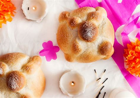 Aprende a preparar el Pan de Muertos de México Rock Pop