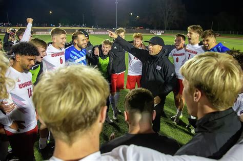 SIUE Men S Soccer Coaches Named USS Region Staff Of Year