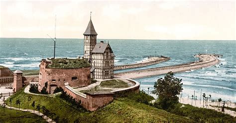 Kołobrzeg Lighthouse in Kołobrzeg, Polska | Sygic Travel