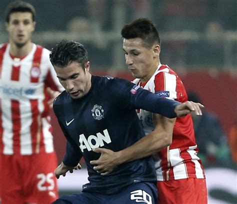 Robin Van Persie Reportedly Apologises to Manchester United, Won't Be Punished | News, Scores ...