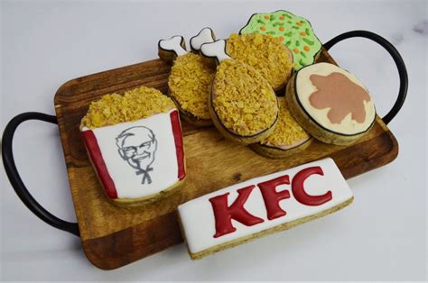 KFC cookies #decoratedcookies | Cookie decorating, Kfc, Food