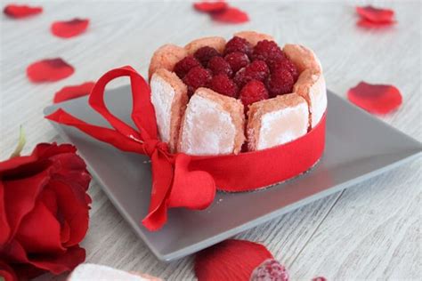 Recette De La Charlotte Framboises Et Biscuits Roses De Reims Toute