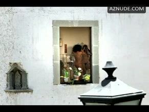 ESTAS RUINAS QUE VES NUDE SCENES AZNude