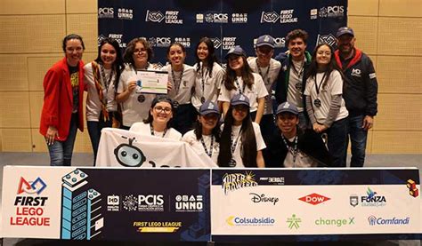 Creatividad e innovación final FIRST LEGO League 2023