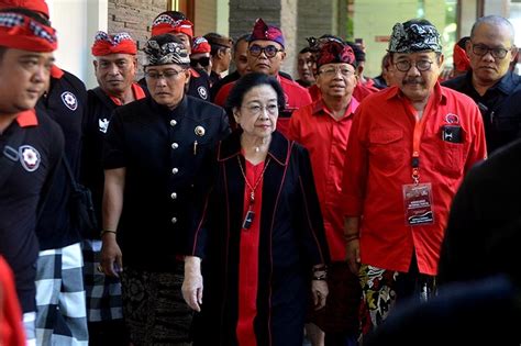 Megawati Pimpin Konsolidasi Internal PDIP Untuk Menangkan Ganjar Mahfud