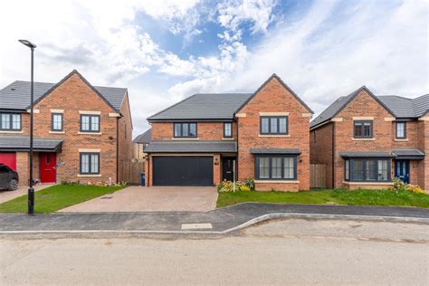 5 Bed Detached House For Sale In Dataller Drive Havannah Park Ne13